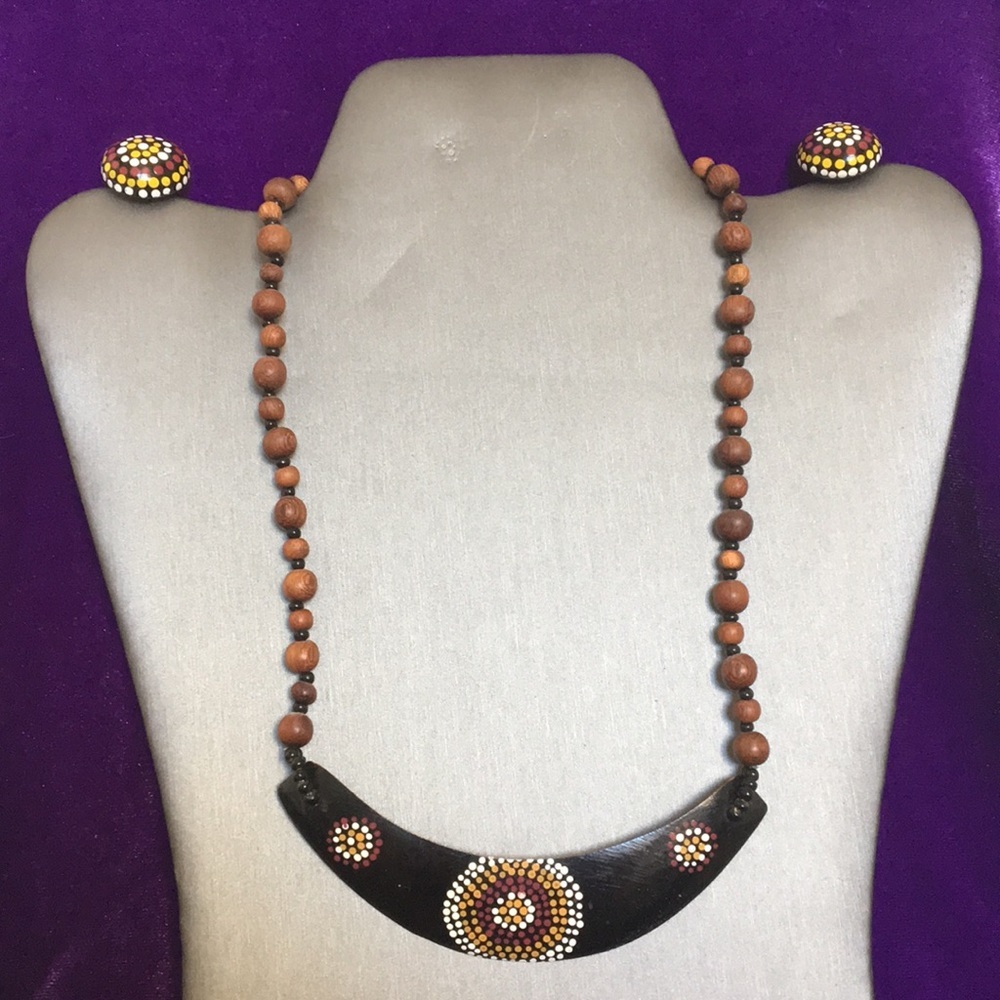 𝅺Ladies’ Painted Wooden Necklace & Earrings